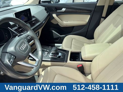 Used 2019 Audi Q5 2.0T Premium Plus w/ Premium Plus Package AWD/4WD image 8