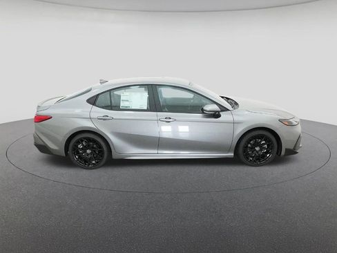 New 2026 Toyota Camry SE image 11