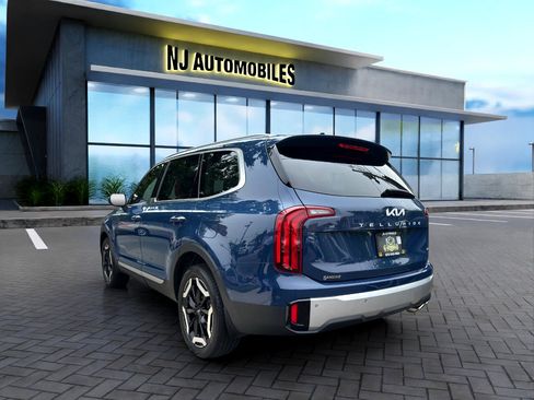 Used 2023 Kia Telluride S w/ S Sunroof Package image 5