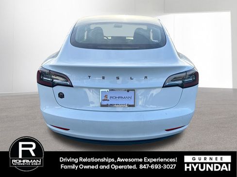Used 2022 Tesla Model 3 image 4
