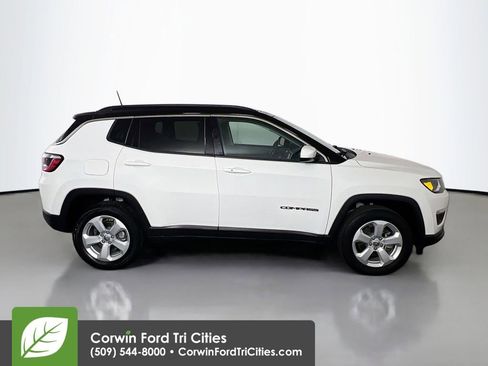 Used 2018 Jeep Compass Latitude w/ Popular Equipment Group image 18