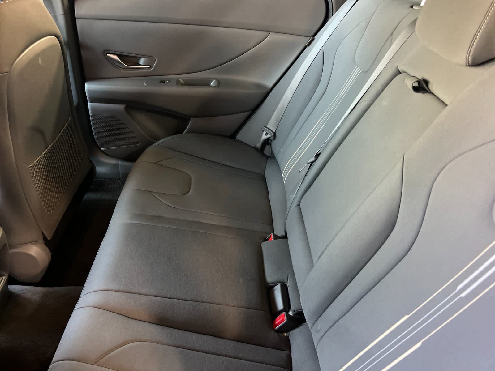 Certified 2025 Hyundai Elantra SEL FWD image 5