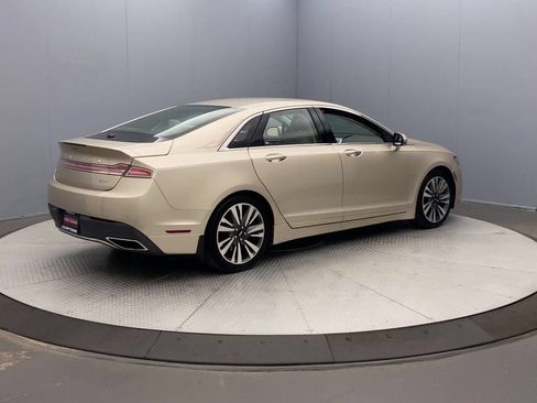 Used 2017 Lincoln MKZ Select w/ Select Plus Package FWD image 5