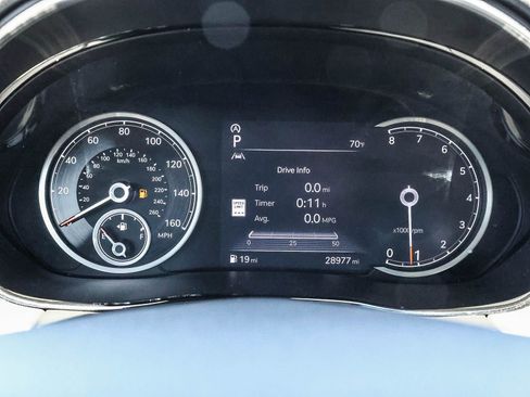 Used 2025 Genesis GV70 2.5T AWD/4WD image 26