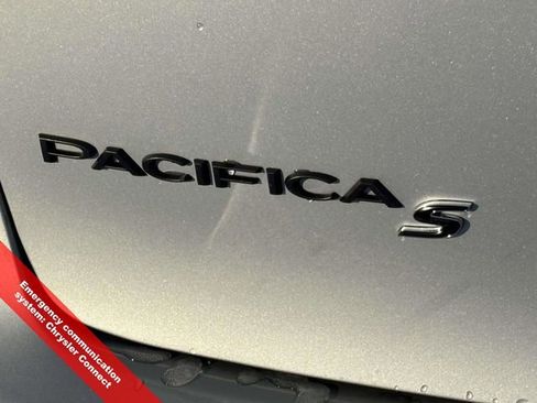 New 2026 Chrysler Pacifica Select w/ S Appearance Package image 42