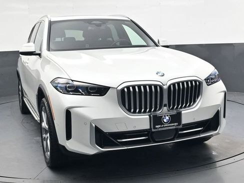 Used 2025 BMW X5 xDrive40i image 10
