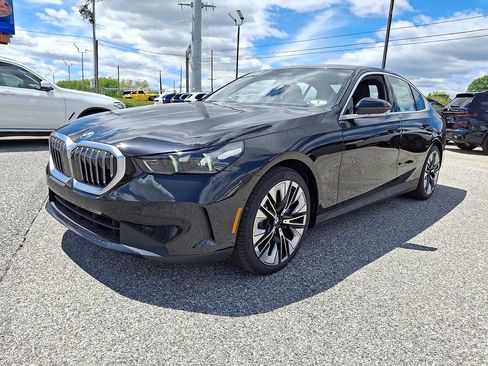 New 2027 BMW 530i xDrive AWD/4WD image 4