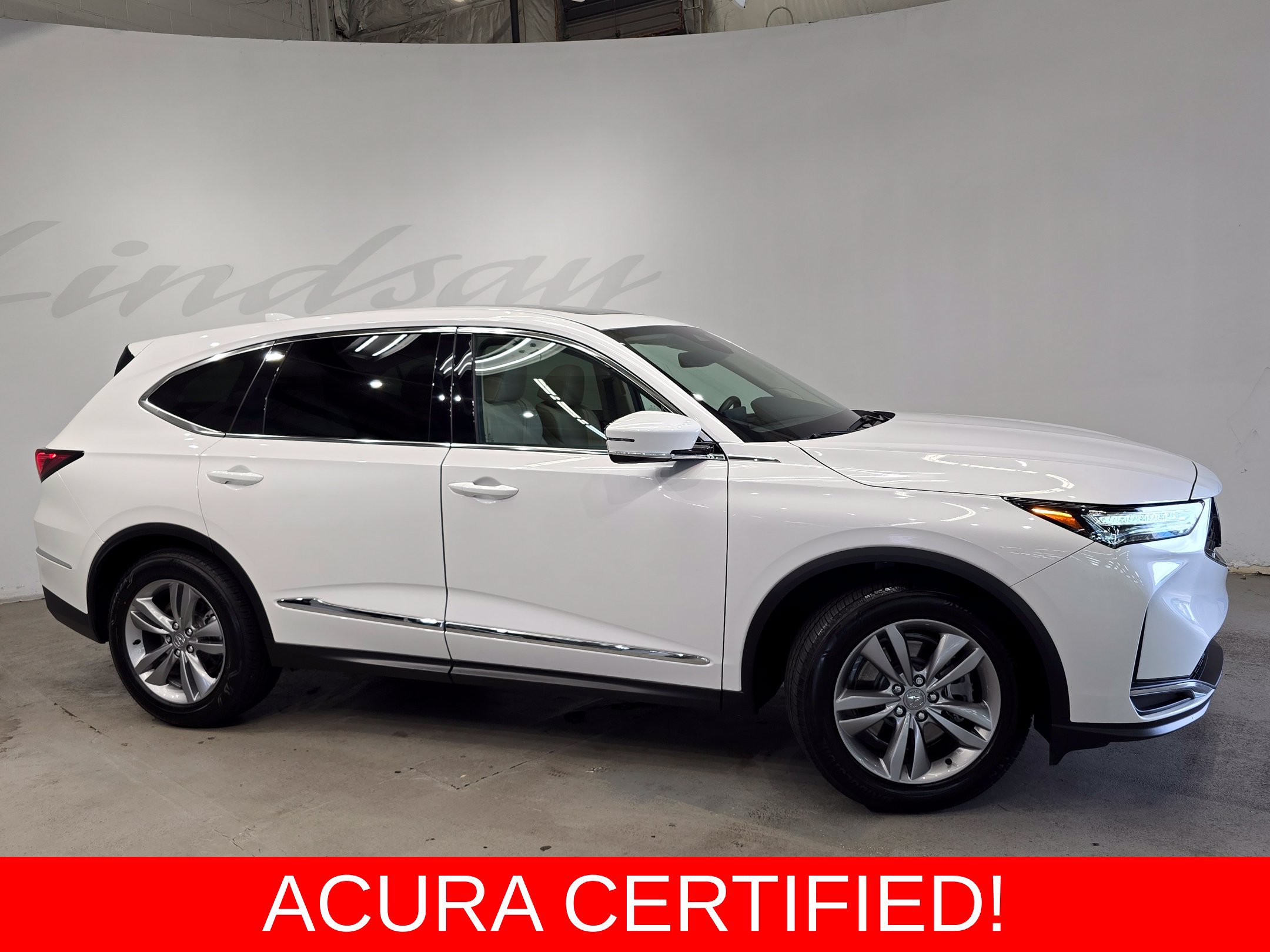 Certified 2025 Acura MDX SH-AWD image 3