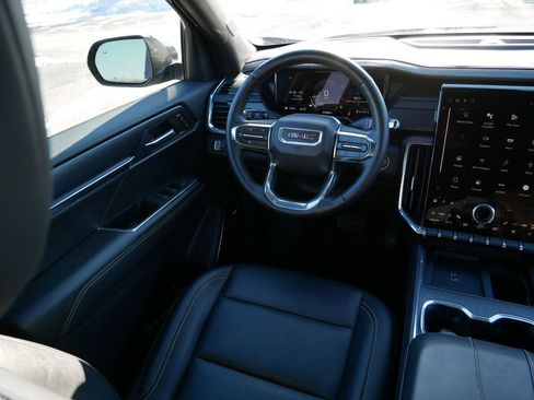 Used 2024 GMC Acadia Elevation AWD/4WD image 18