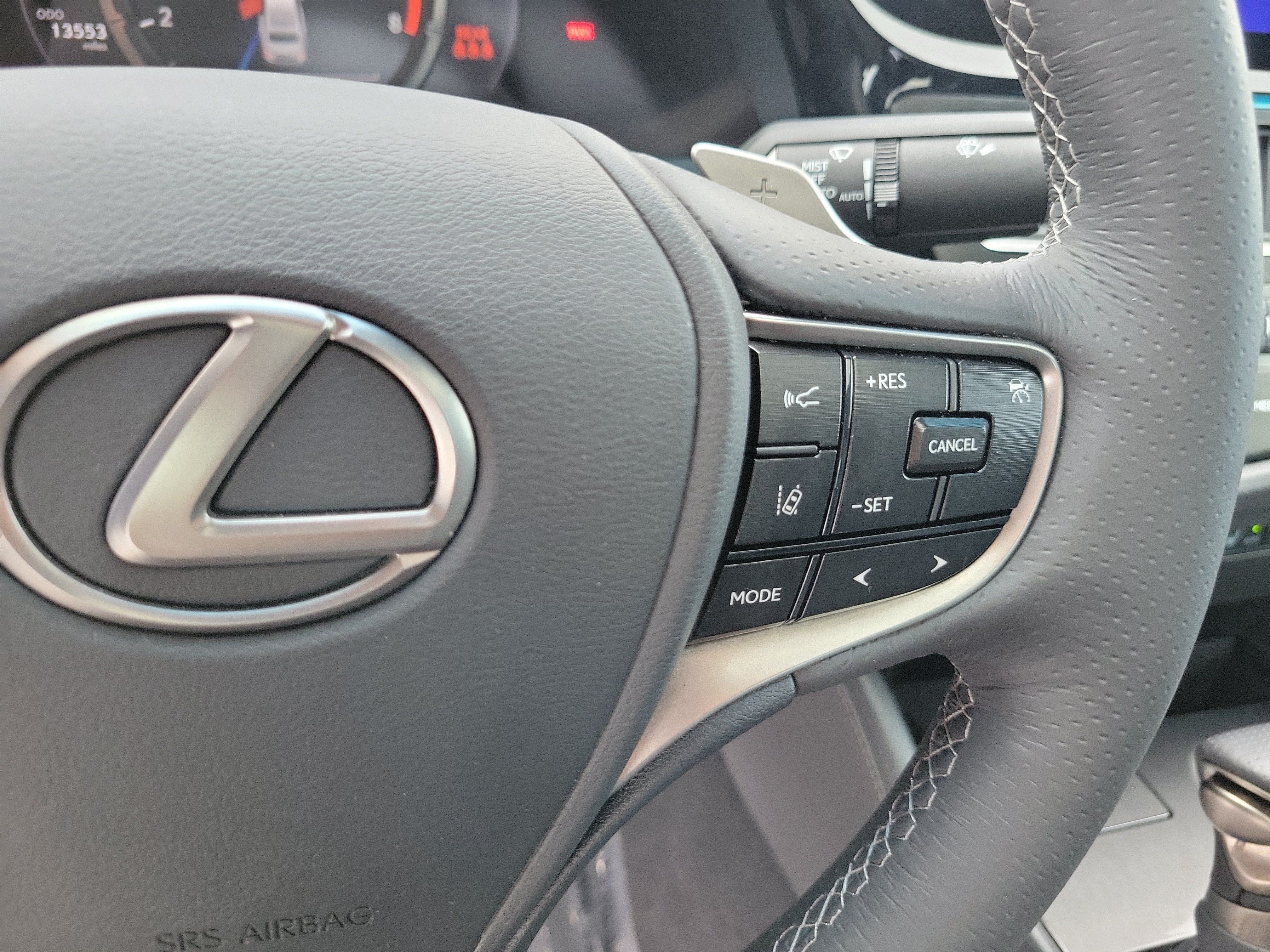 Certified 2023 Lexus ES 350 F Sport FWD image 27