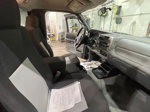 Used 2006 Ford Ranger XLT image 15