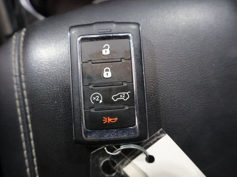Used 2022 Jeep Grand Cherokee L Limited AWD/4WD image 26