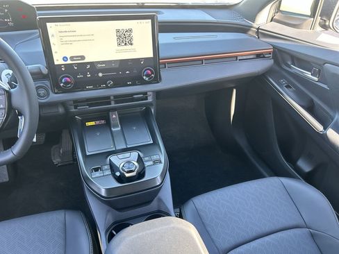 New 2026 Subaru Uncharted AWD image 12