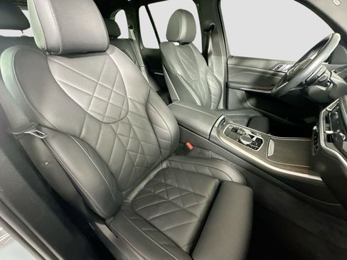 Certified 2024 BMW X5 xDrive40i w/ M Sport Package image 28