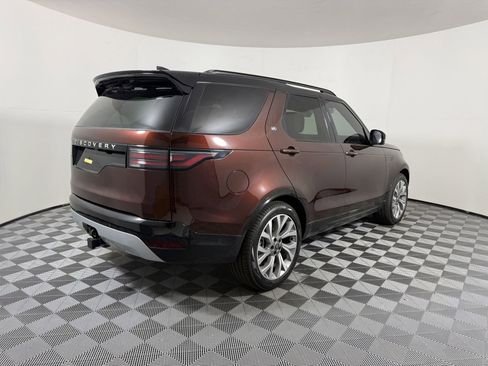 New 2026 Land Rover Discovery Limited Edition image 7