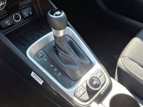 New 2026 Hyundai Venue SEL image 7