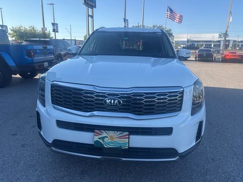 Used 2020 Kia Telluride S FWD image 2