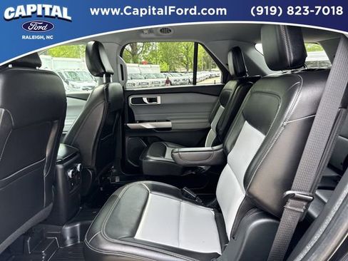 Certified 2023 Ford Explorer XLT w/ Equipment Group 202A AWD/4WD image 18