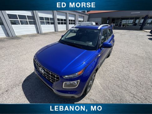 Used 2025 Hyundai Venue SEL FWD image 20