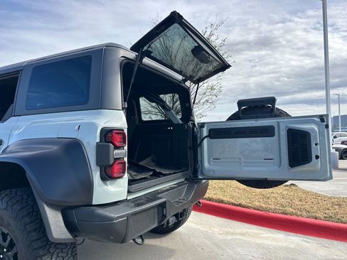 Used 2022 Ford Bronco Raptor image 29