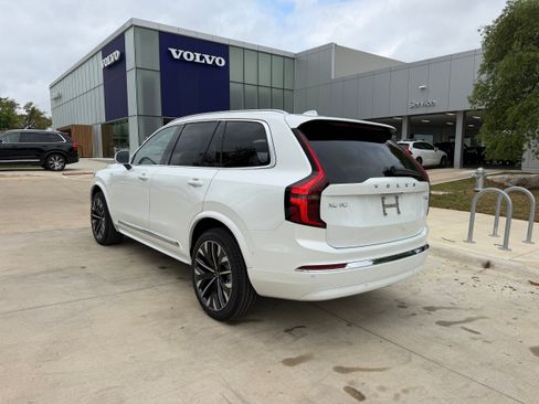 New 2026 Volvo XC90 T8 Ultra w/ Lounge Package AWD/4WD image 4