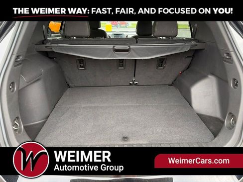 Used 2024 Chevrolet Equinox LS w/ LS Convenience Package AWD/4WD image 11