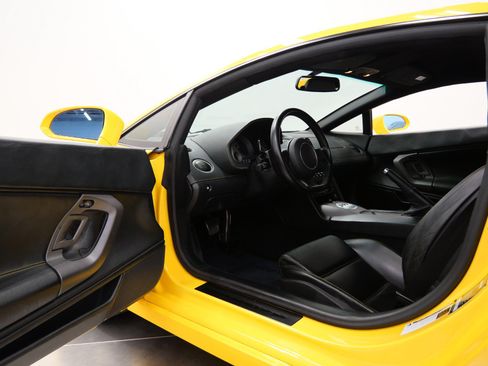 Used 2004 Lamborghini Gallardo AWD/4WD image 21