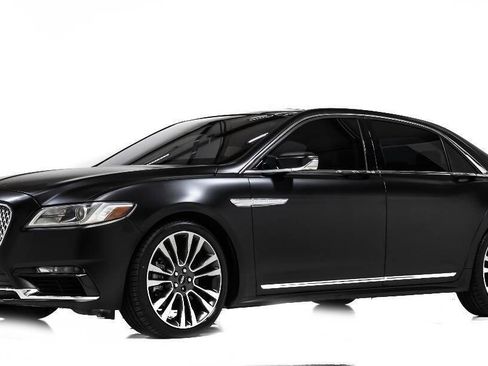 Used 2019 Lincoln Continental Reserve image 2