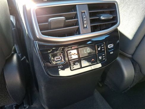 Used 2024 Lexus RX 350 AWD image 12