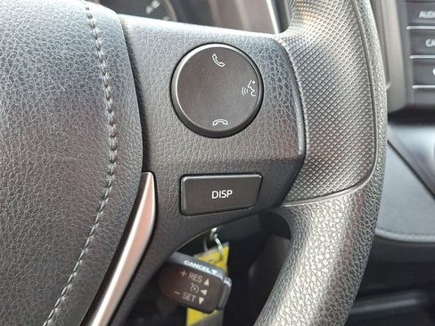 Used 2016 Toyota RAV4 LE FWD image 19
