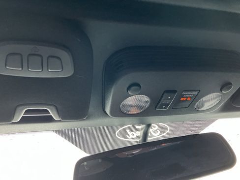 Used 2018 Ford Mustang Premium image 23