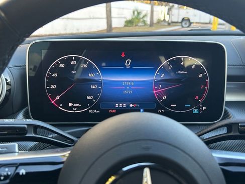 Used 2025 Mercedes-Benz C 300 4MATIC Sedan image 19