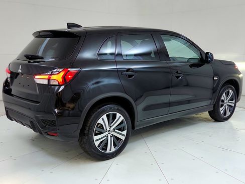Used 2024 Mitsubishi Outlander Sport ES AWD/4WD image 7