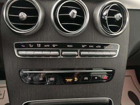 Used 2022 Mercedes-Benz GLC 300 4MATIC image 18