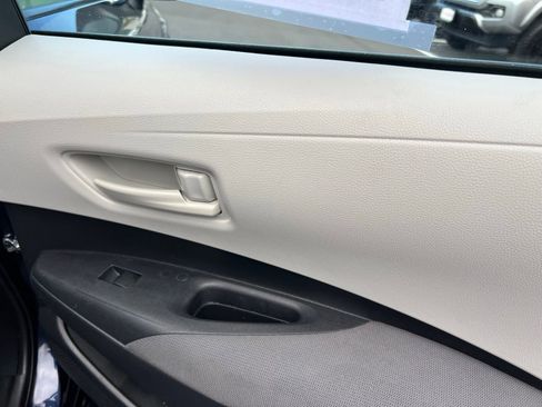 Used 2024 Toyota Corolla LE image 44