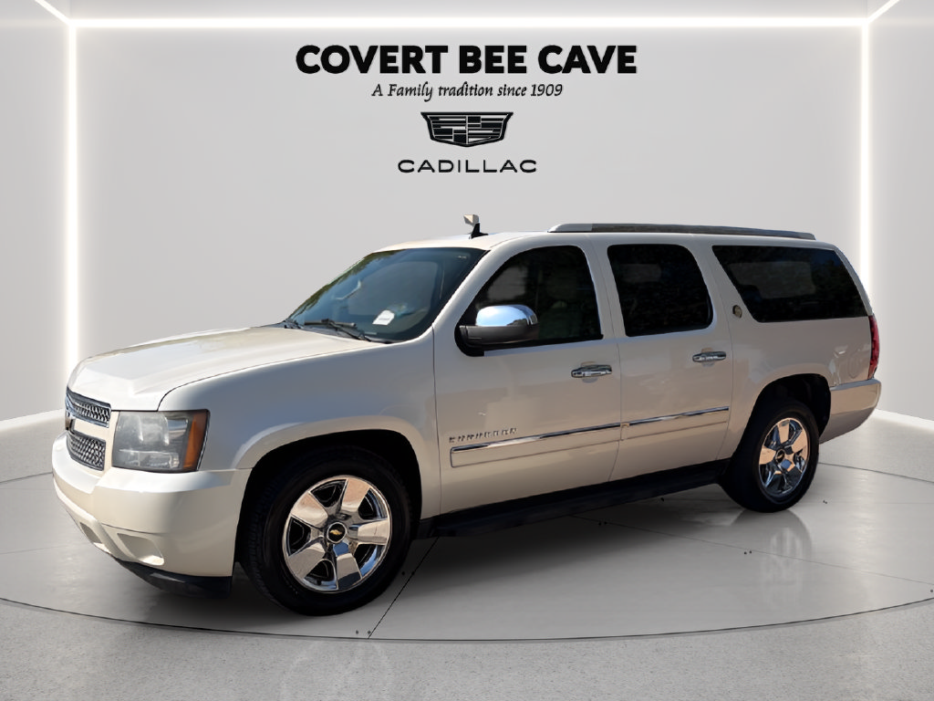 Used 2010 Chevrolet Suburban LTZ AWD/4WD image 3