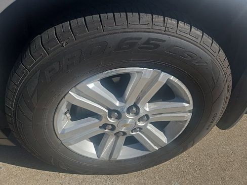 Used 2014 Chevrolet Traverse LT image 3