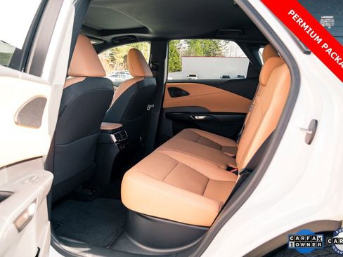 Used 2024 Lexus RX 350 Premium w/ Accessory Package (Z1) image 26