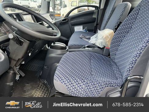 New 2025 Chevrolet Low Cab Forward image 4