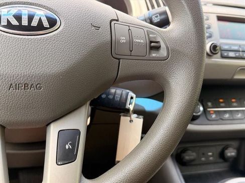 Used 2016 Kia Sportage LX AWD/4WD image 17