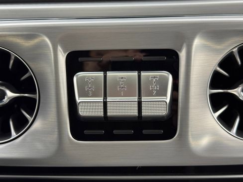 Used 2023 Mercedes-Benz G 550 G 550 w/ AMG Line & Exclusive image 35