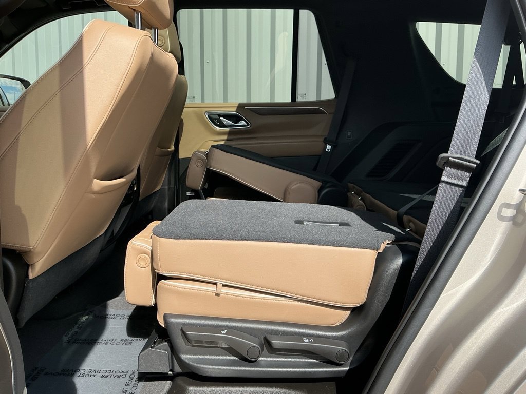 Used 2021 Chevrolet Tahoe Premier AWD/4WD image 22