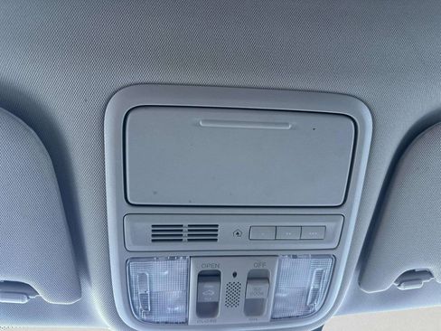 Used 2016 Honda Odyssey EX-L image 38