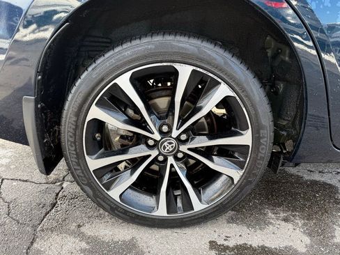 Used 2017 Toyota Corolla SE w/ SE Premium Package image 26
