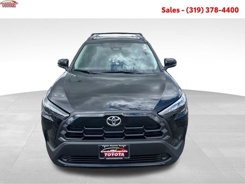 Certified 2026 Toyota Corolla Cross LE w/ Moonroof Package AWD/4WD image 11