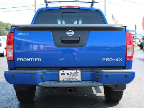 Used 2015 Nissan Frontier PRO-4X AWD/4WD image 5