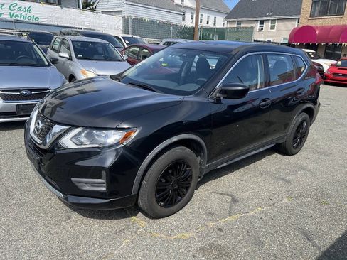 Used 2017 Nissan Rogue S AWD/4WD image 5