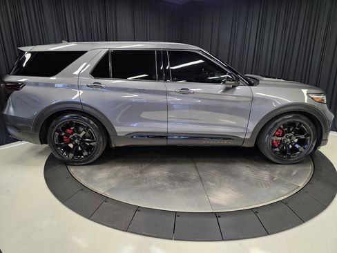 Used 2021 Ford Explorer ST w/ Equipment Group 401A image 13