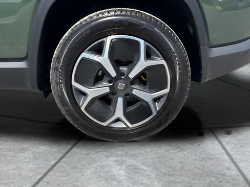 Used 2023 Rivian R1S Adventure AWD/4WD image 36