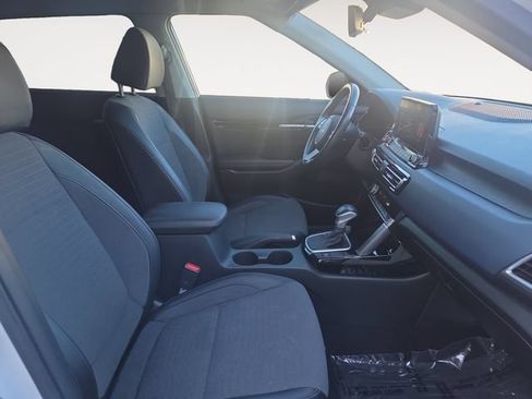 Used 2023 Kia Seltos S w/ Navigation Package FWD image 15